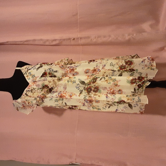 MUST GO! NWT Jessica Simpson Maternity Ruffled Printed Dress - SMALL - Picture 5 of 8